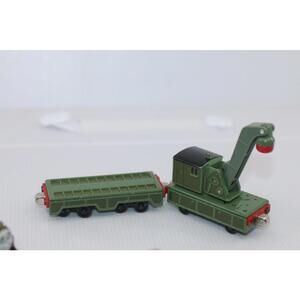 BREAKDOWN TRAIN &FLATBED Thomas and Friends Take N Play Lot 2 cars Rare